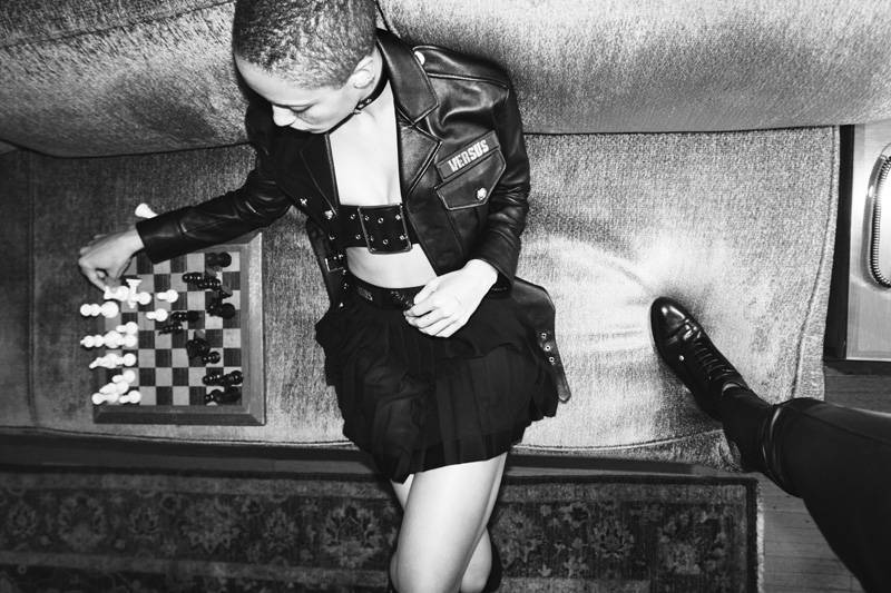 Gigi Hadid photographie Zayn Malik pour Versus Versace