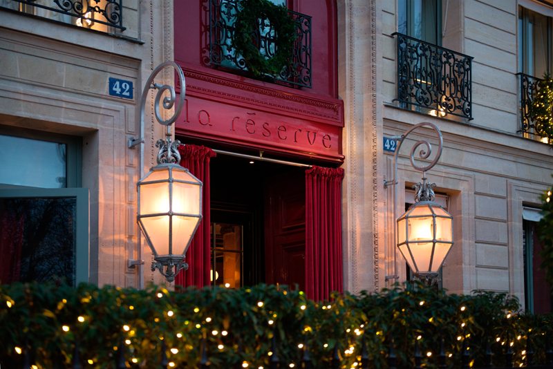 Pour Noël, La Réserve Paris propose une soirée inoubliable au château de Vaux-le-Vicomte