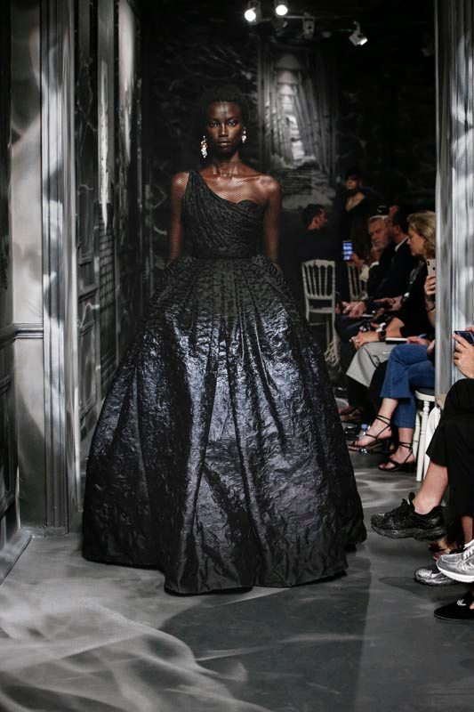 Le défilé Dior haute couture automne-hiver 2019-2020