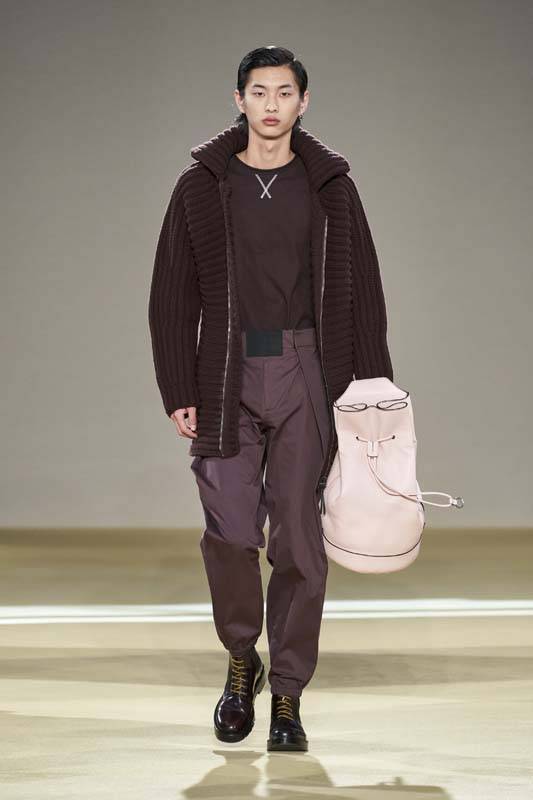 Salvatore Ferragamo fall-winter 2020-2021 fashion show | Numéro Magazine
