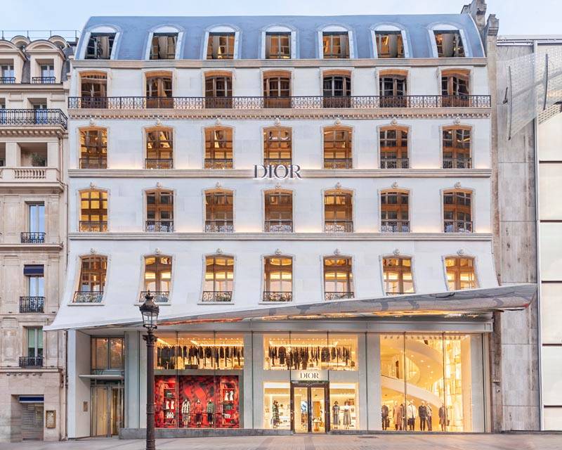 Dior s’installe sur les Champs-Élysées