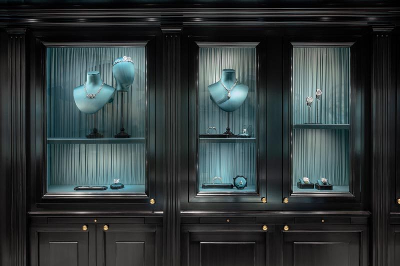 Gucci s’installe place Vendôme pour sa première collection de haute joaillerie 