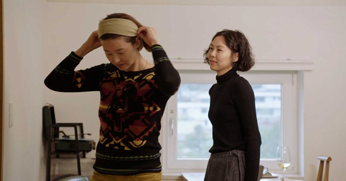Le cinéaste sud-coréen Hong Sang-soo dévoile le teaser de son film primé à Berlin