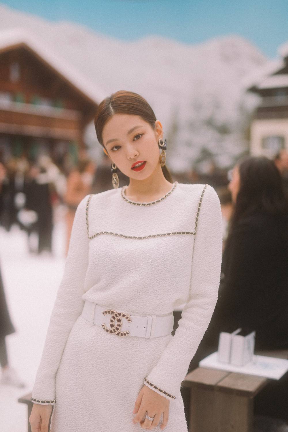 Quelles étaient les personnalités présentes au défilé Chanel automne-hiver 2019-2020?