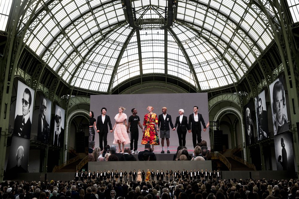 En images : la soirée hommage à Karl Lagerfeld au Grand Palais