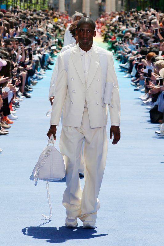 4 choses à retenir du premier défilé de Virgil Abloh pour Louis Vuitton homme