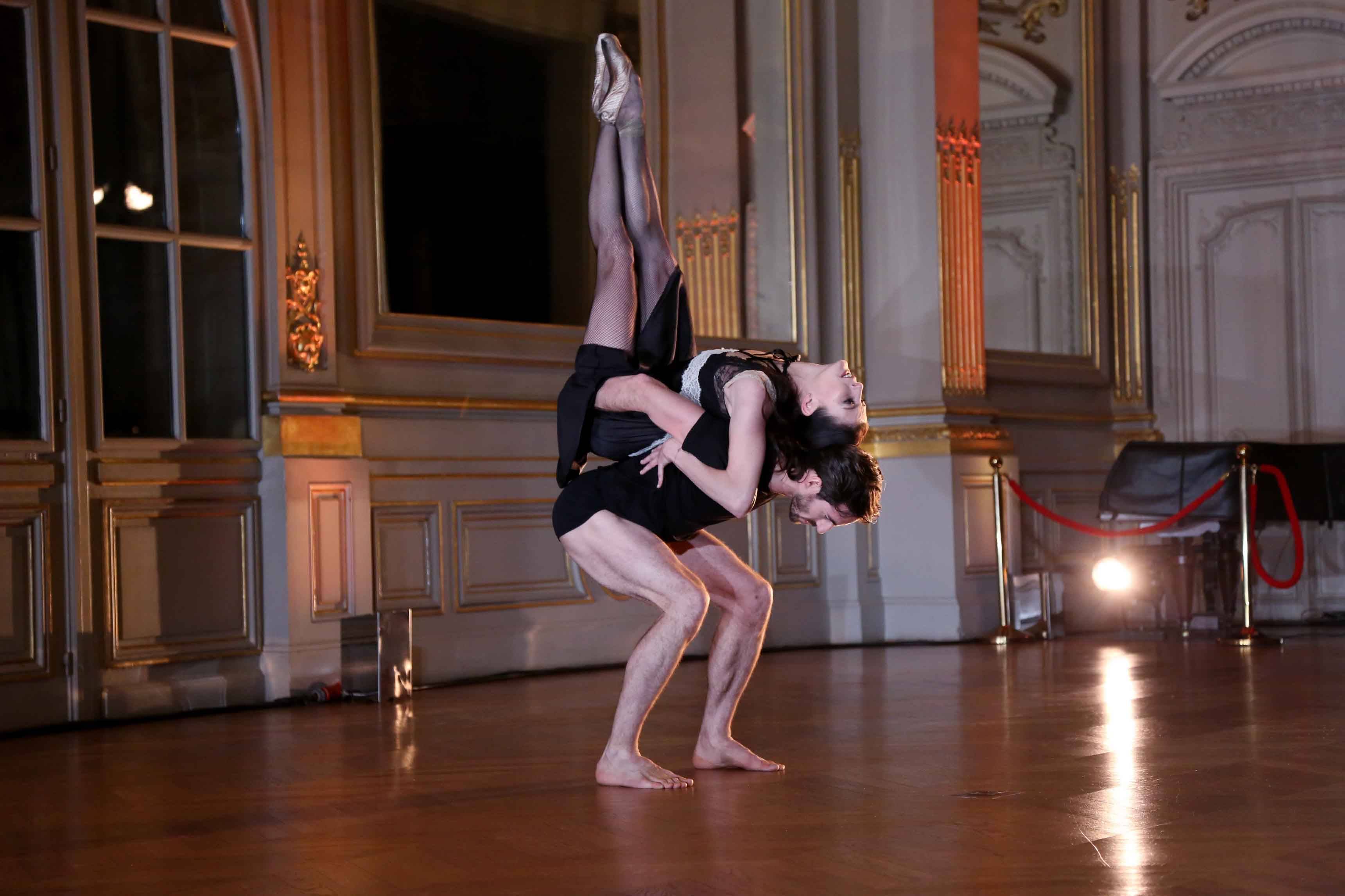 La performance de  Marie-Agnès Gillot et Vincent Chaillet au musée d’Orsay