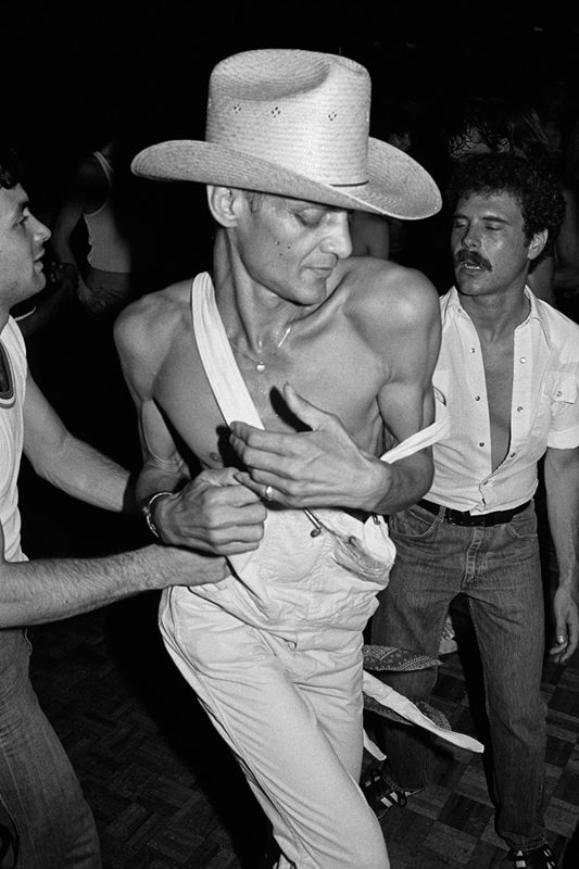Les secrets du disco libertin des années 70 révélés par le musée du sexe