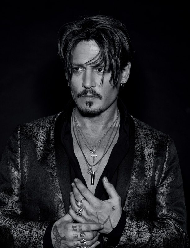“On a voulu m’enfermer dans un certain type de rôle.” Johnny Depp se confie à Numéro Homme