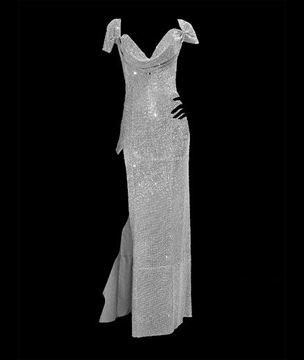 Pourquoi la “Million Dollar Dress” d'August Getty porte-t-elle ce nom?