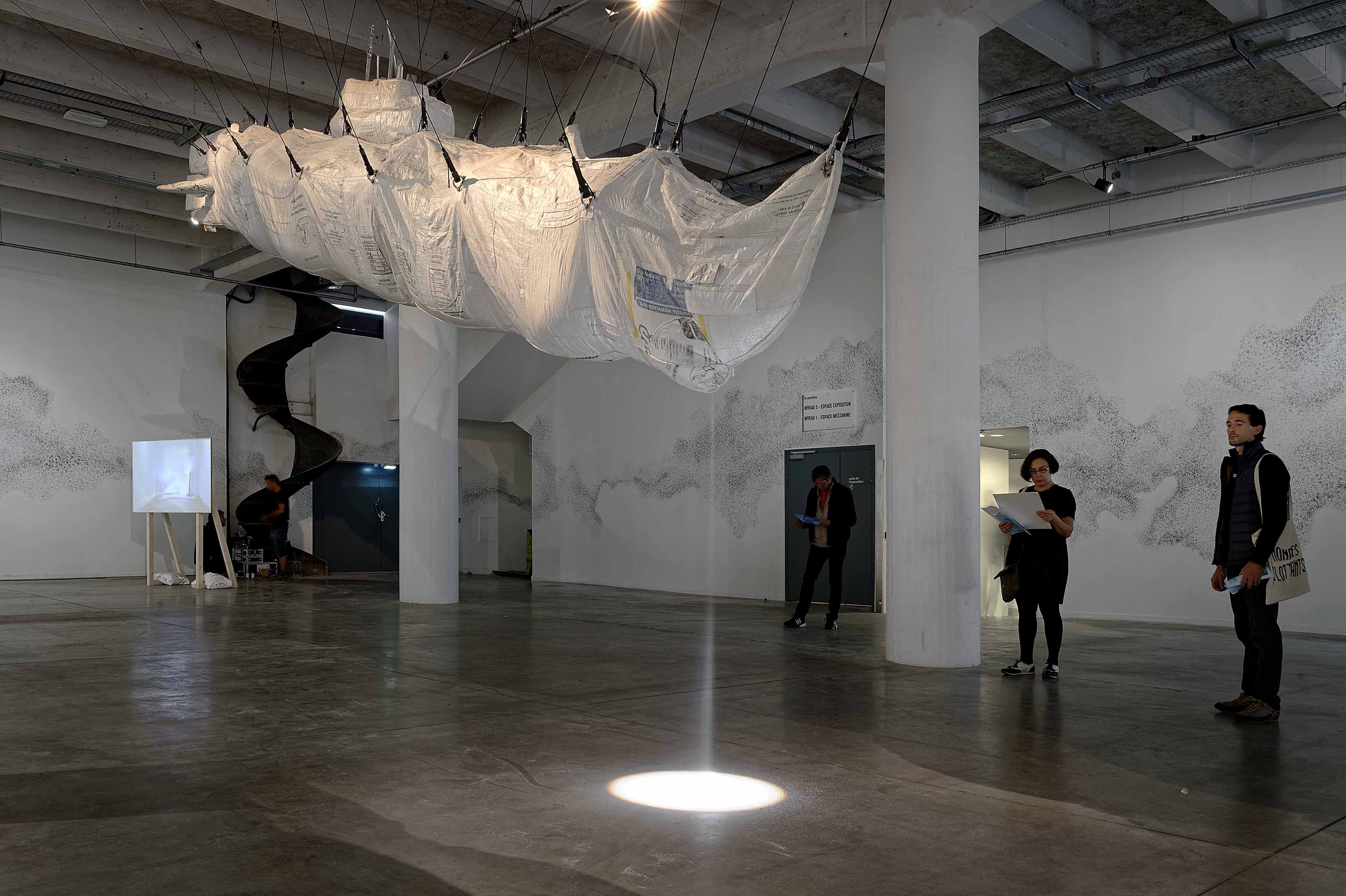 Visite en images de la 14e Biennale de Lyon