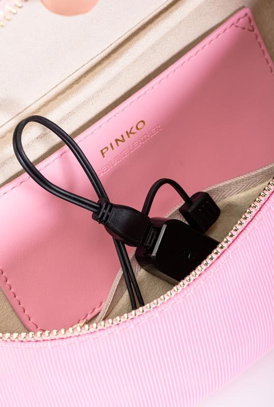 Quel est le brillant secret des Love Bags de Pinko ?