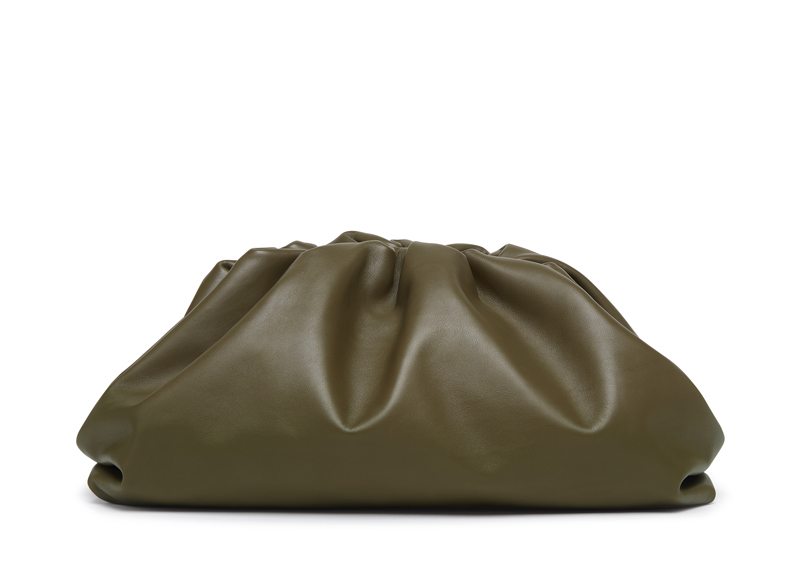 L'objet du jour : le sac The Pouch de Bottega Veneta 
