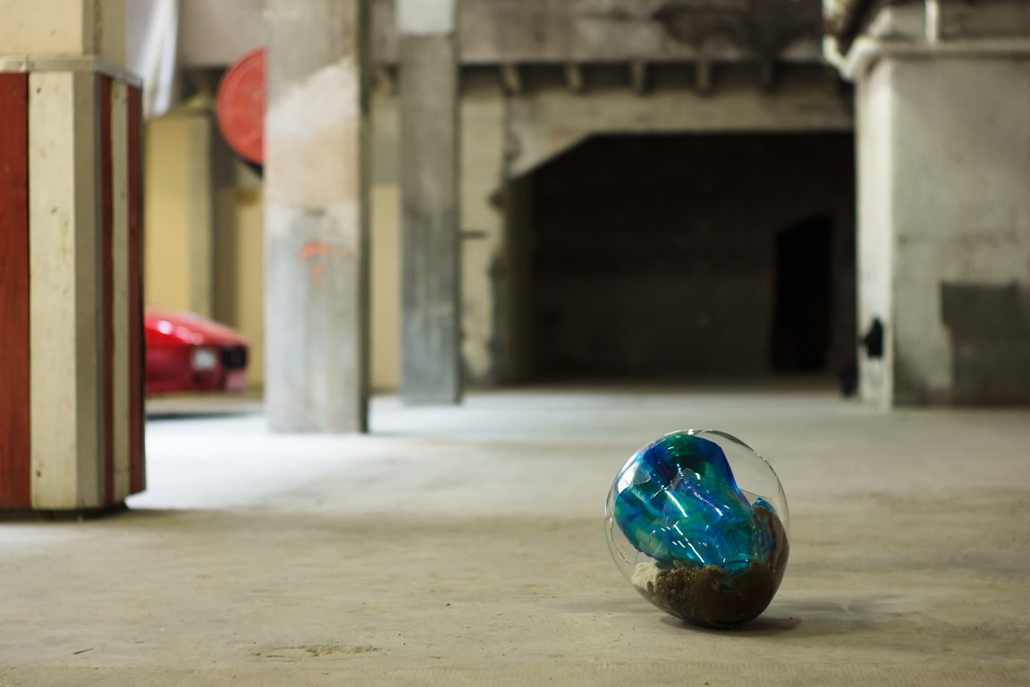 Air Biennale : la jeune création contemporaine détourne un parking