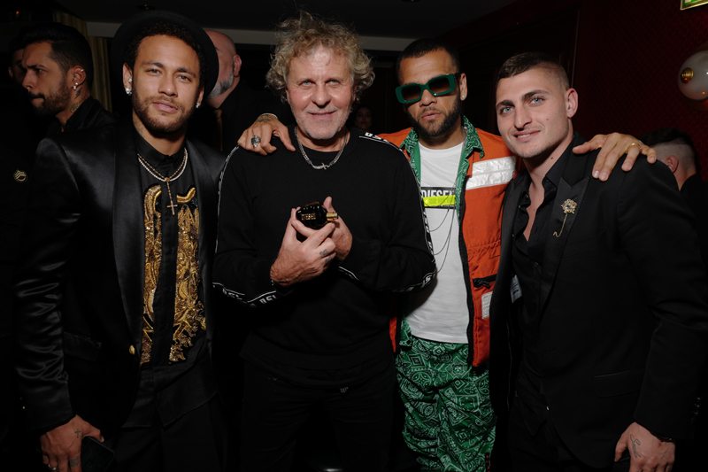 Qui a assisté à la soirée de lancement du parfum de Neymar Jr. pour Diesel?