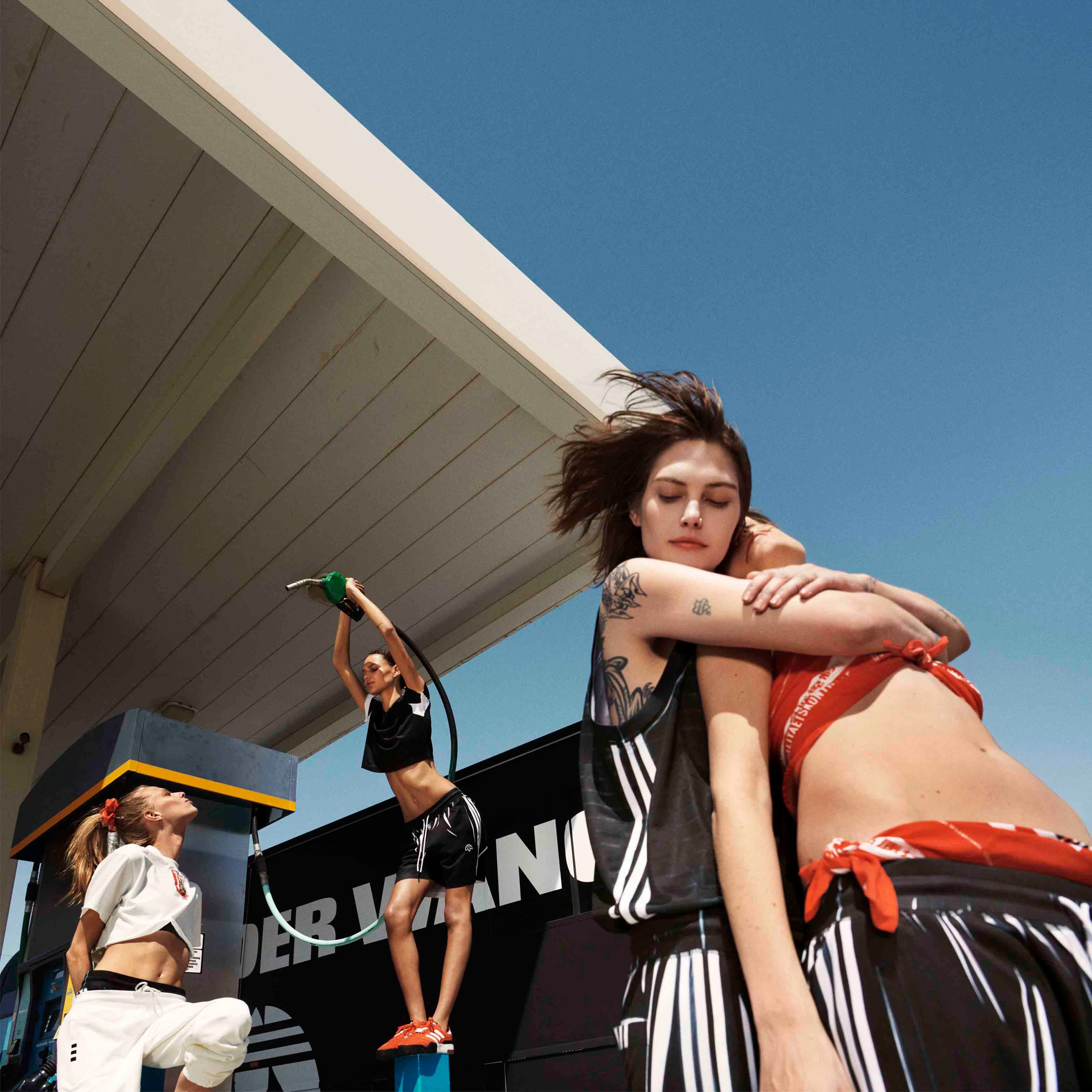 Alexander Wang dévoile de nouvelles pièces Adidas à Coachella