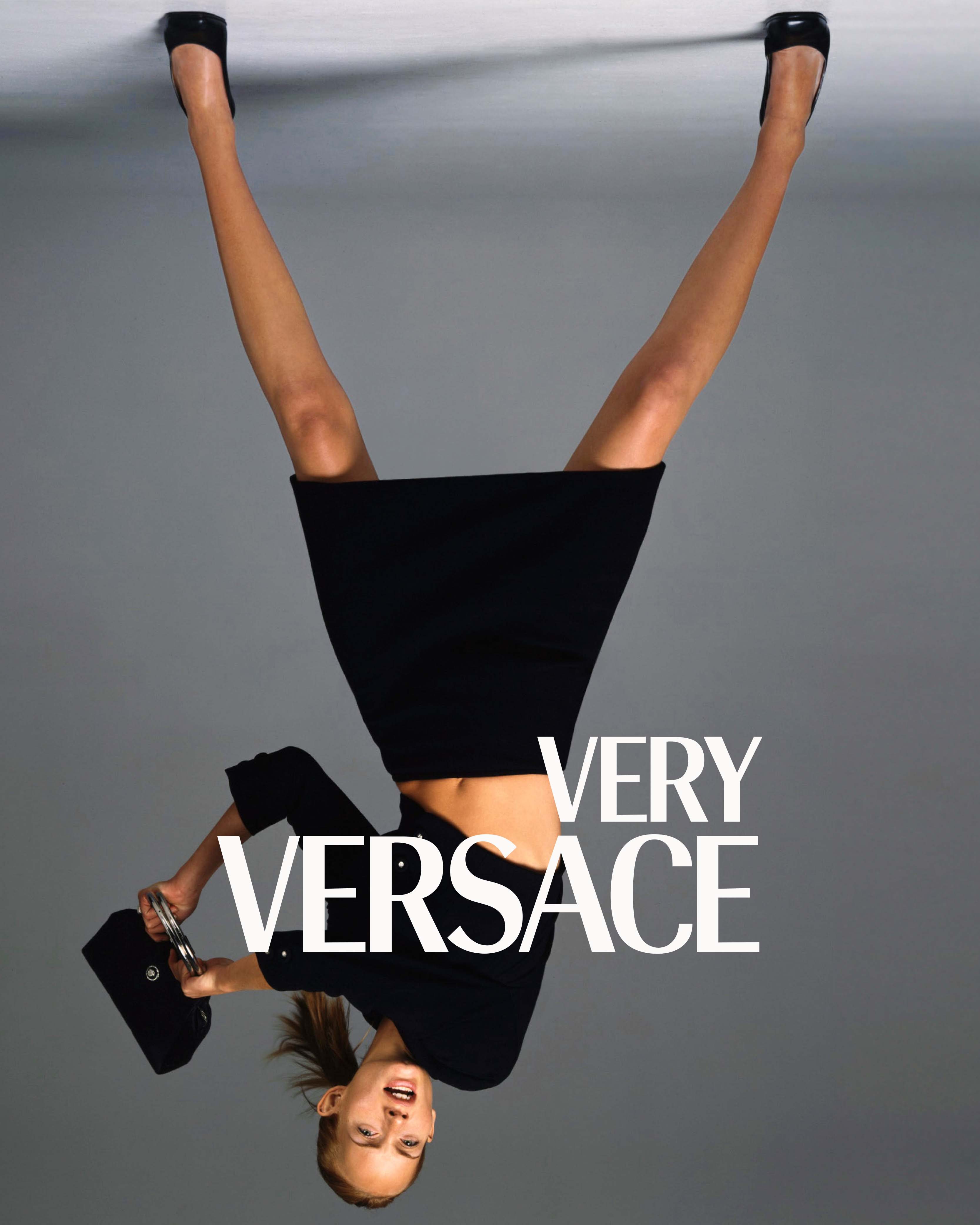 Versace lance un challenge décalé sur Instagram