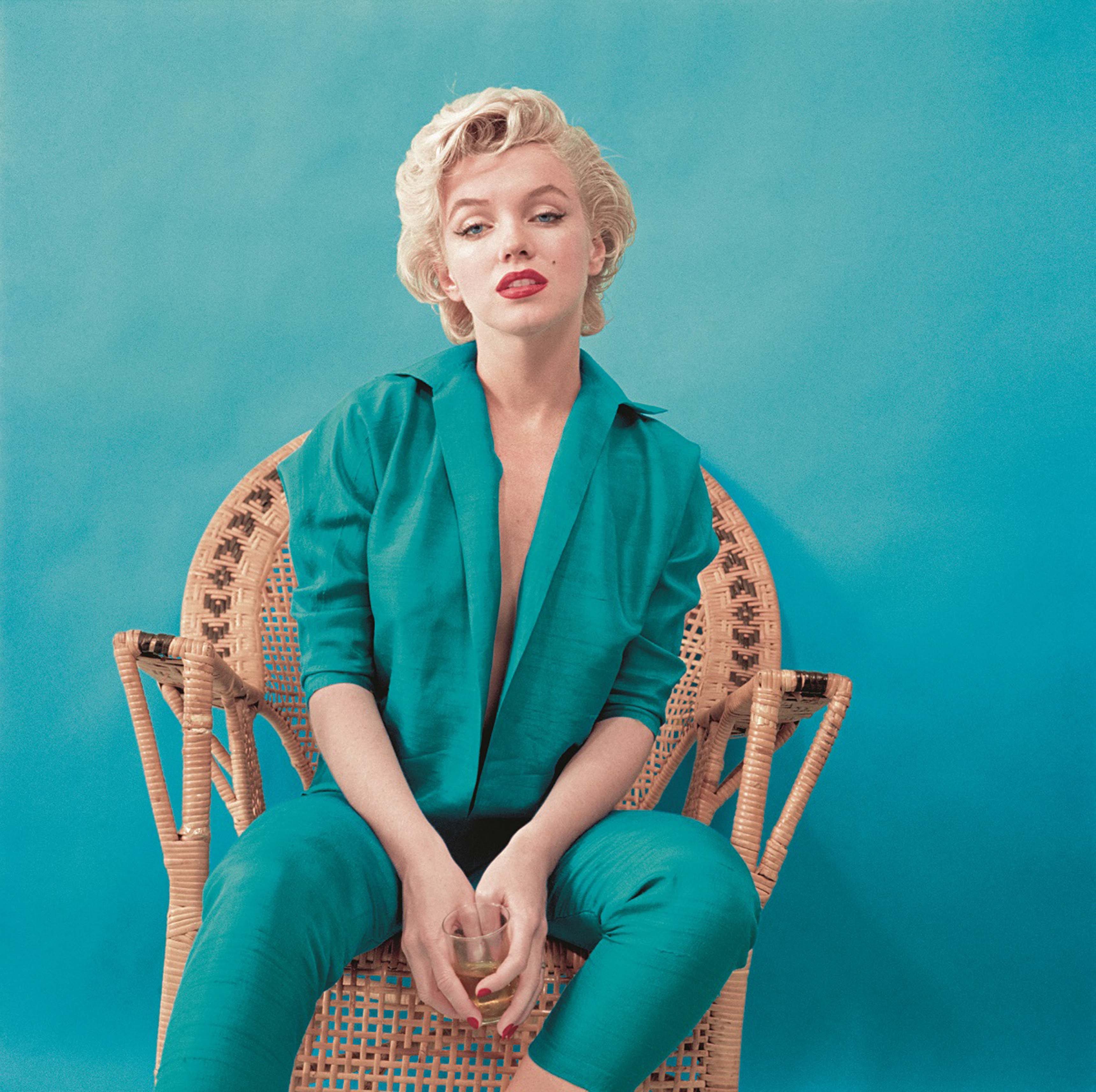 Les dernières images secrètes de Marilyn Monroe. Photographed by Milton H. Greene - The Essential Marilyn Monroe, published by ACC Editions ©2017 Joshua