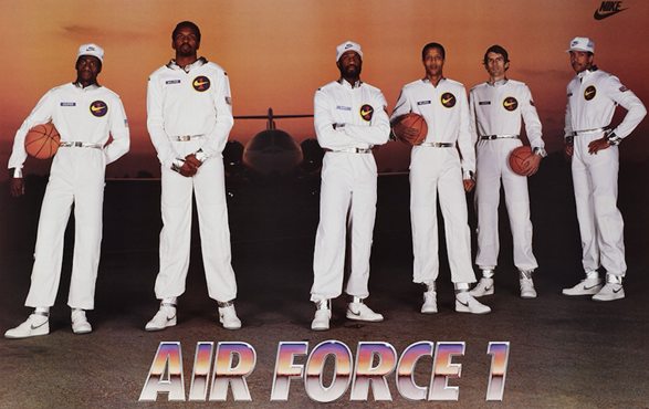 Nike Air Force 1 : histoire d’une paire de baskets iconique