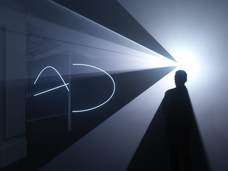 Anthony McCall, “Face to Face IV” (2013). Photo : André Morin. Courtesy of Galerie Martine Aboucaya.