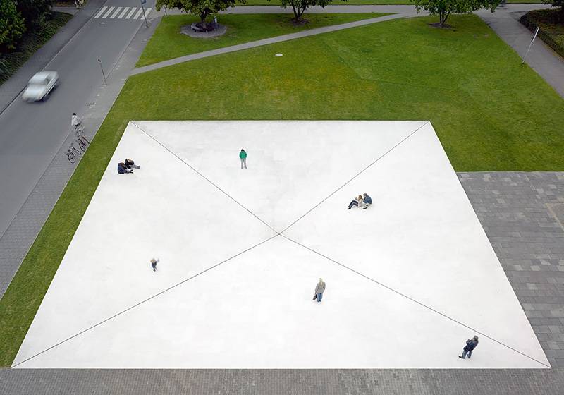 Square Depression (1977/2007) de Bruce Nauman, Skulptur Projekte à Münster en 2007.