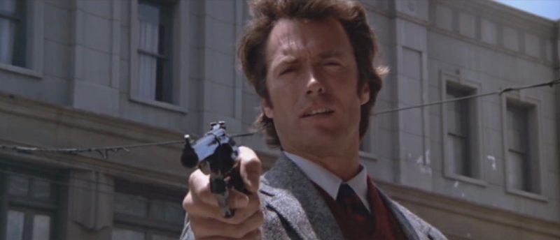 Clint Eastwood dans "Dirty Harry" de Don Siegel (1971)