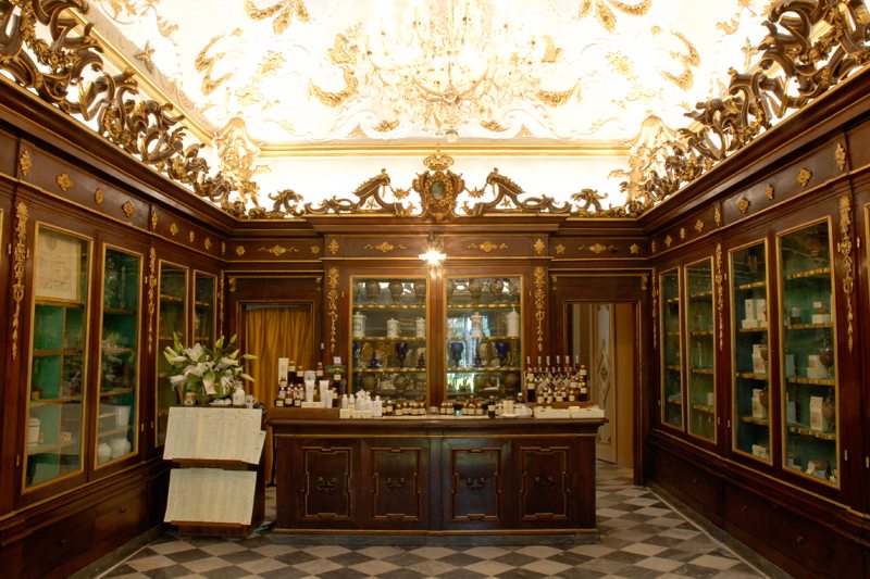 Officina Profumo-Farmaceutica di Santa Maria Novella, une des plus vieilles pharmacies du monde.