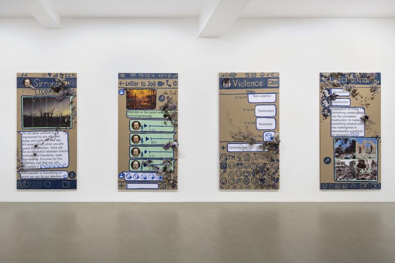 Thomas Hirschhorn, “Eternal Ruins” (2020). Vue d'installation, Galerie Chantal Crousel, Paris, France (2020). Courtesy of the artist and Galerie Chantal Crousel, Paris Photo : Martin Argyrolglo