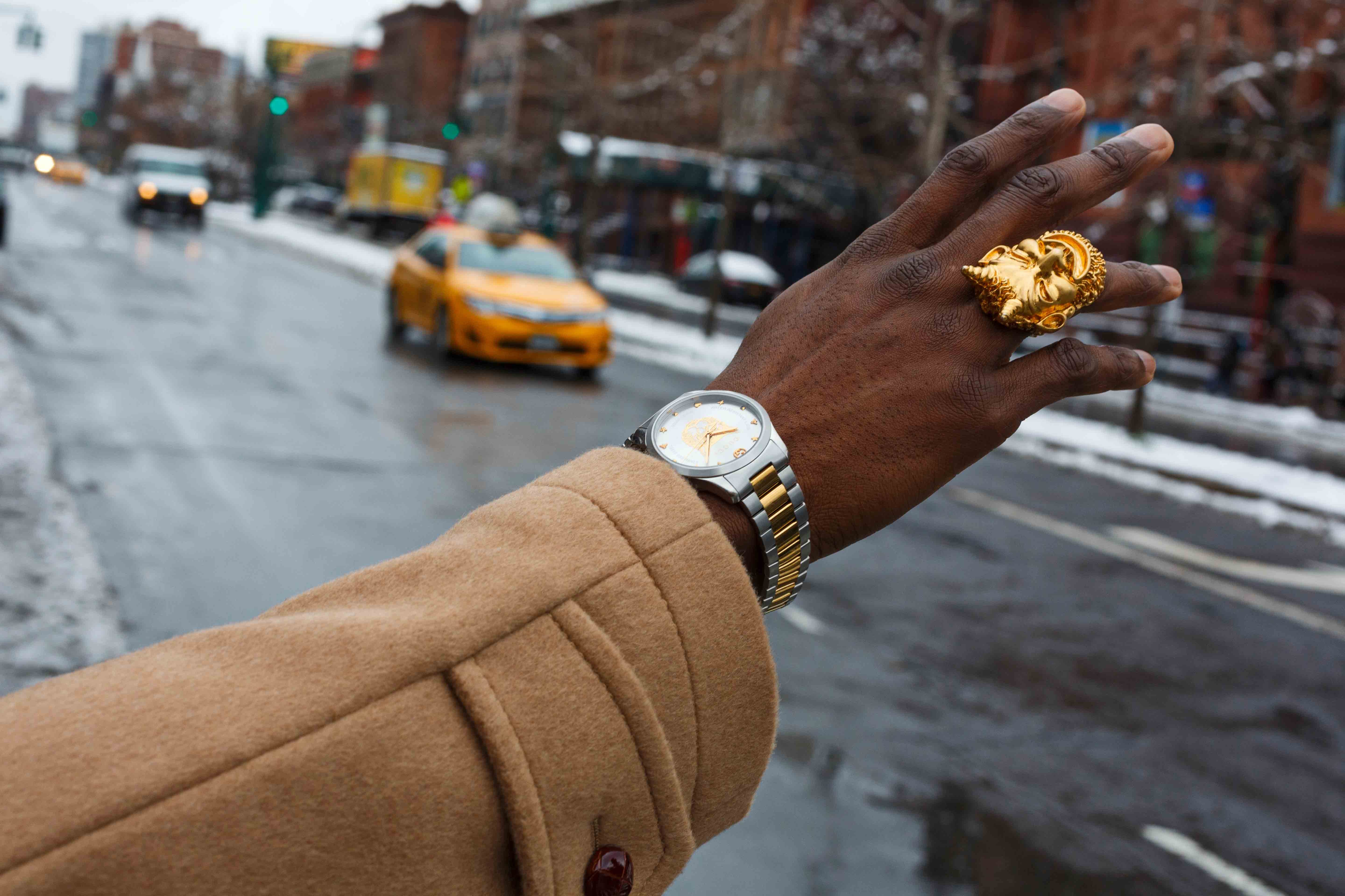 Visuel de la nouvelle campagne de Gucci, #TimeToParr photographiée par Martin Parr. À Harlem vers l’Atelier Dapper Dan.