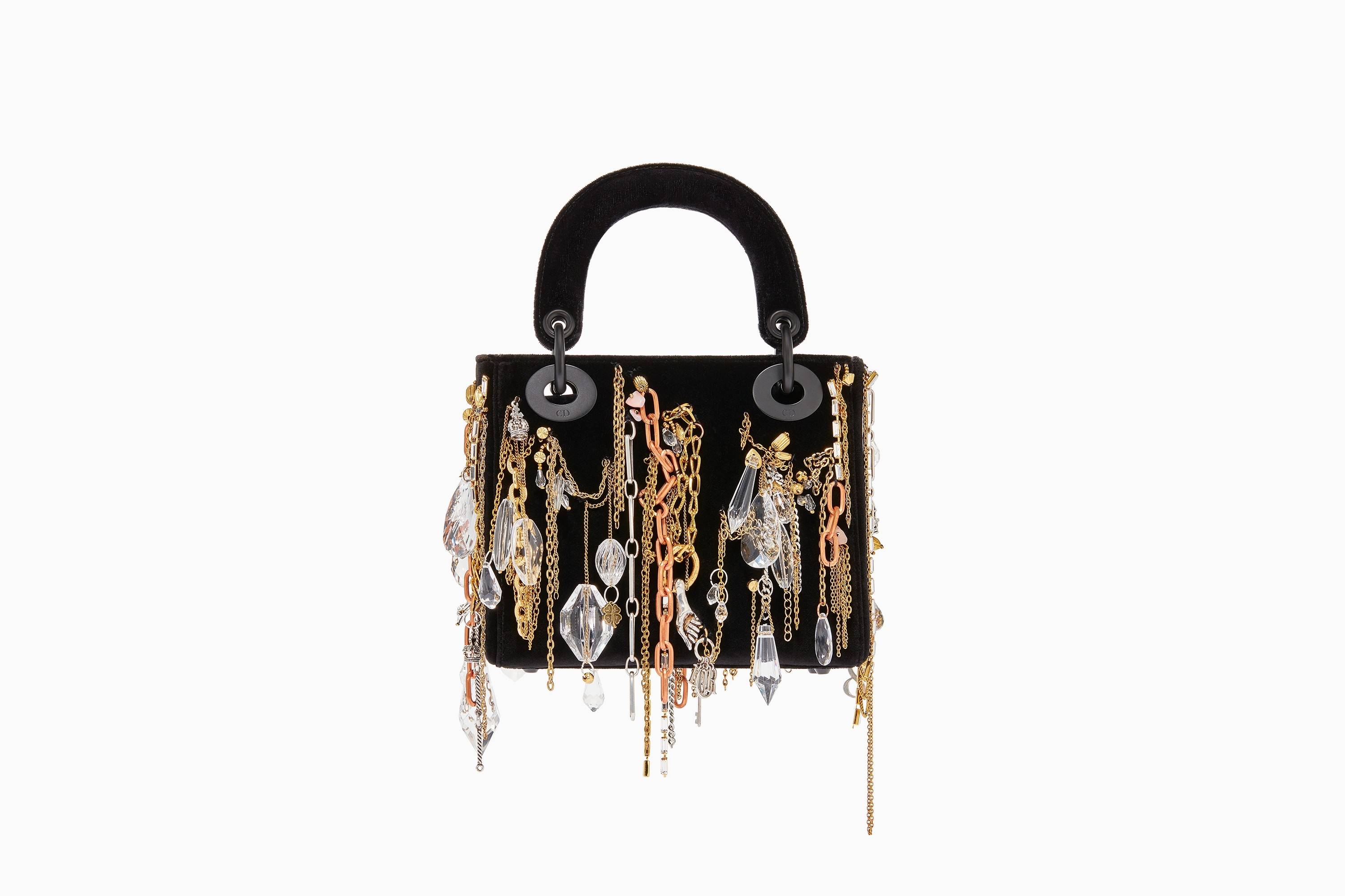 Le sac Lady Dior réinterprété par Isabelle Cornaro
