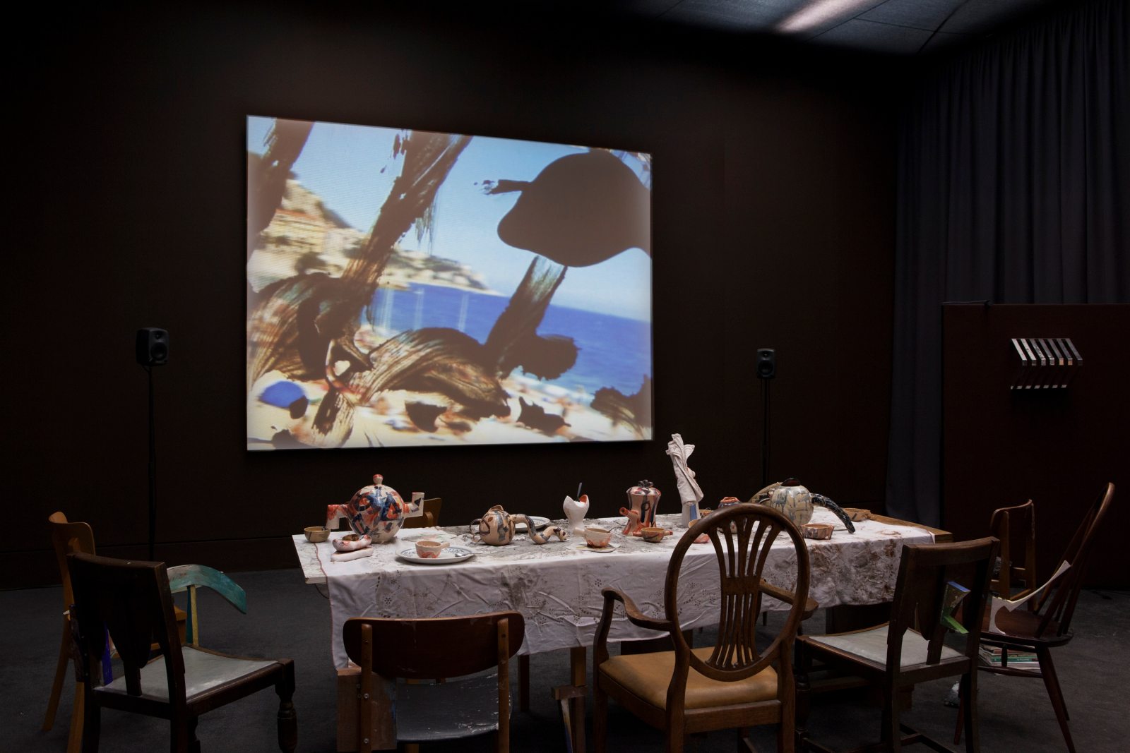 Laure Prouvost, installation view at the Tate Britain, Londres, 2013. Courtesy of Mot International (Bruxelles - Londres).