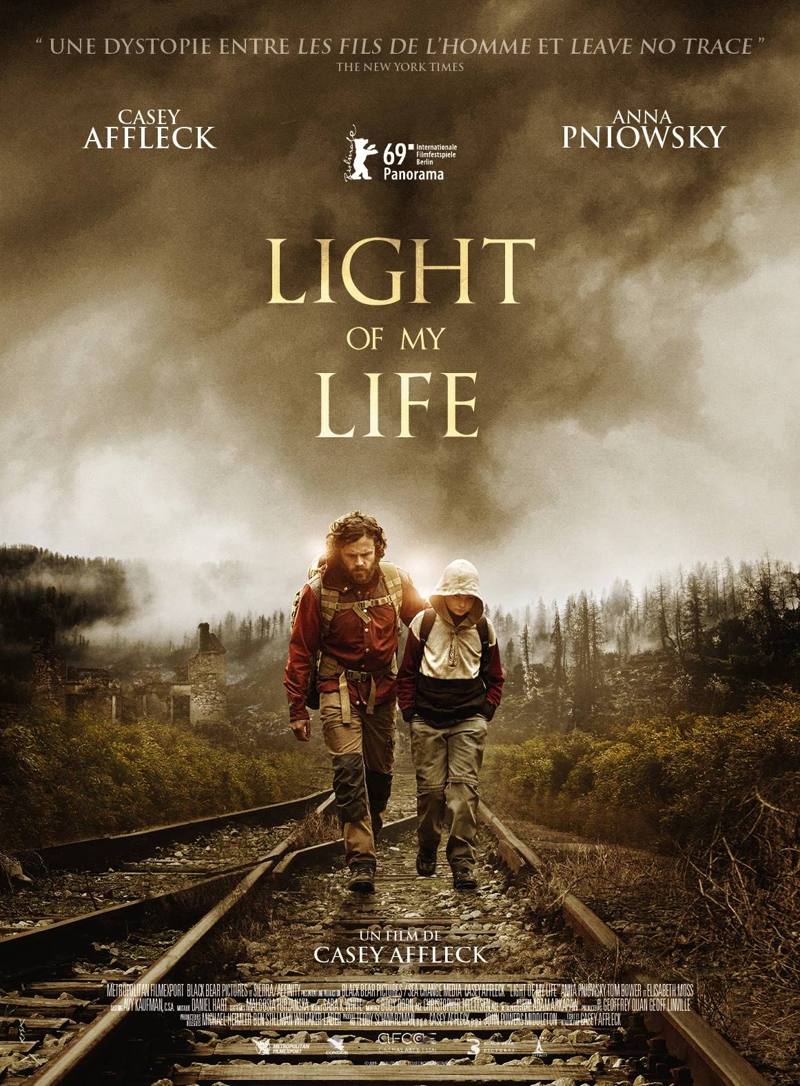 “Light Of My Life” (2020), au cinéma depuis le 12 août. Le film a été présenté dans la sélection Panorama de la 69e édition du Festival de Berlin.  