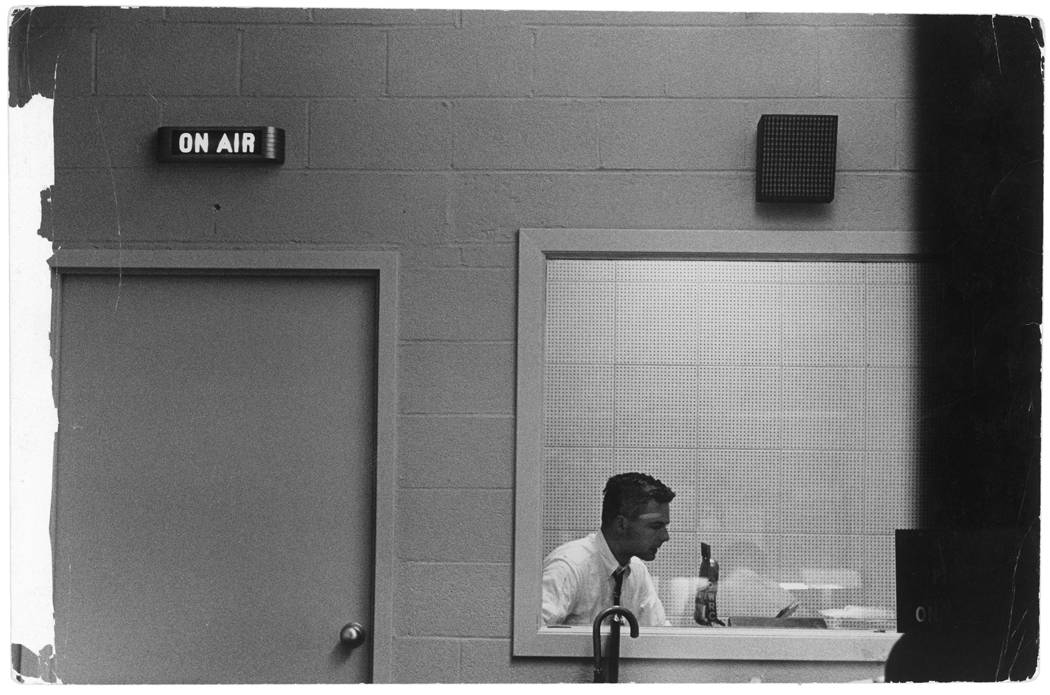 Erich Hartmann, NBCNews,Washington, 1959-1961© Erich Hartmann/Magnum Photos