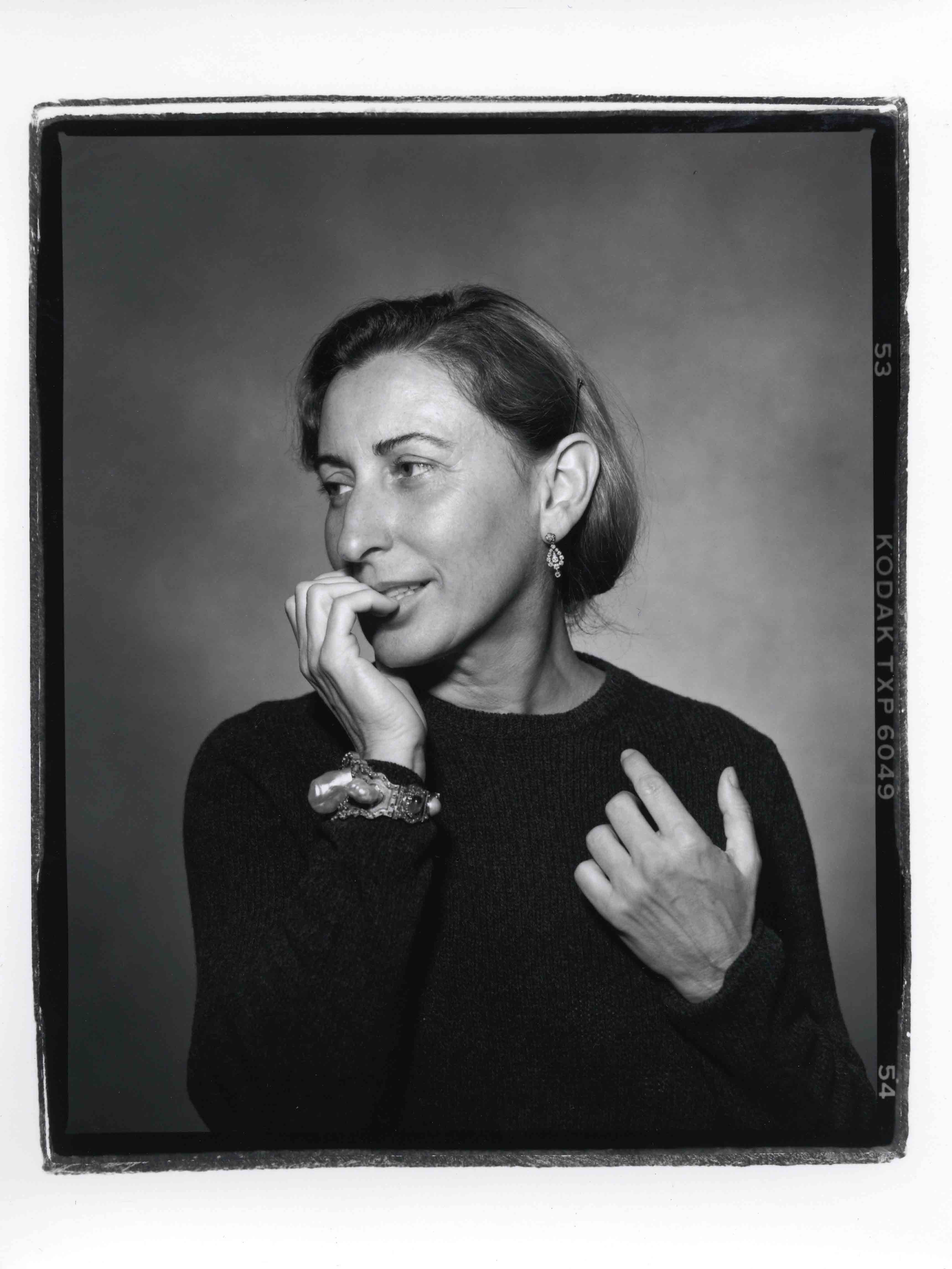 Miuccia Prada photographiée par Guido Harari.