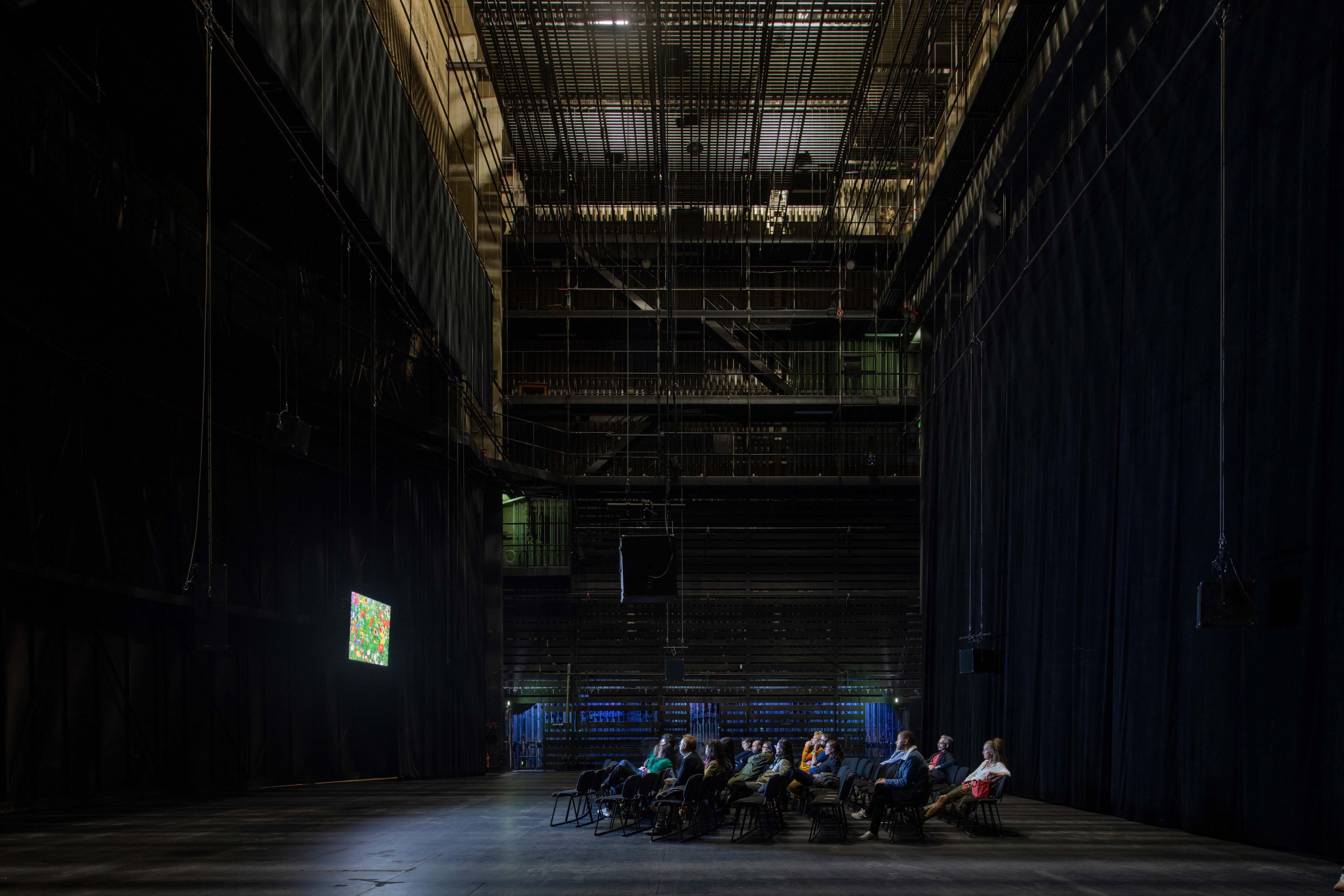 “Parcours Livre d'image” (2019), de Jean-Luc Godard au théâtre Nanterre-Amandiers. © Martin Argyroglo