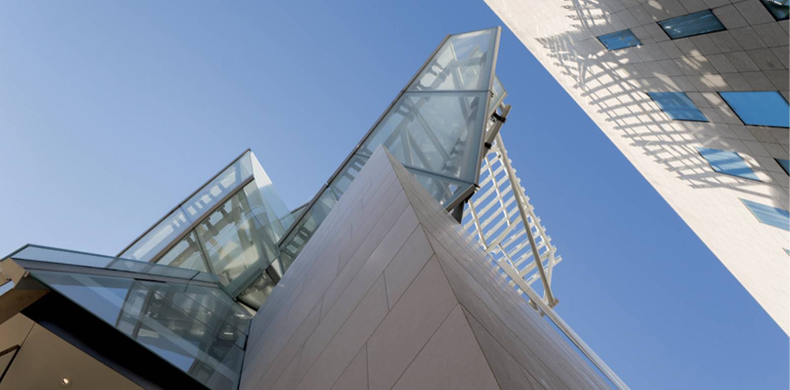 L’architecte Frank Gehry fait danser Séoul pour Louis Vuitton