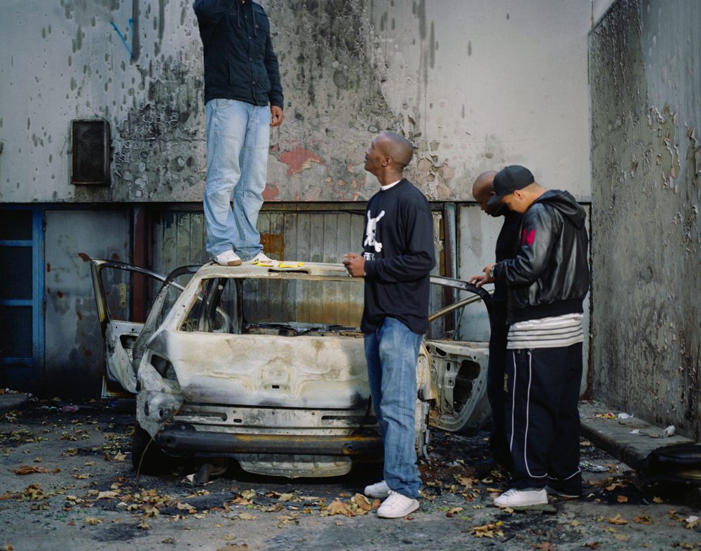 Mohamed Bourouissa, “L'impasse”, série “Périphériques”, 2007. Courtesy of the artist and Kamel Menour, Paris/Londres. ADAGP (Paris) 2019.