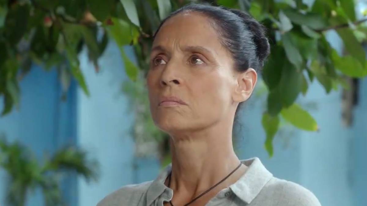 Sonia Braga dans “Aquarius” de Kleber Mendonça Filho (2016). 