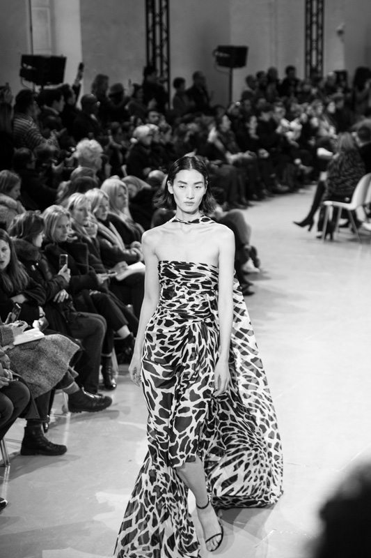Le défilé Alexandre Vauthier haute couture printemps-été 2020 photographié par Mehdi Mendas