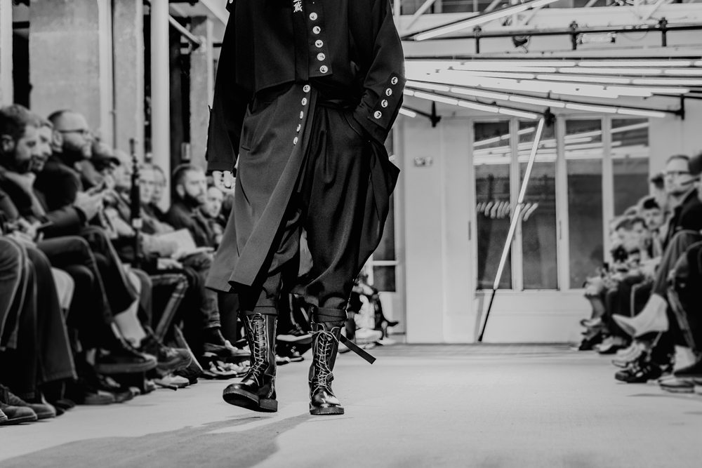 Backstage : le défilé Yohji Yamamoto homme automne-hiver 2019-2020 vu par Saint-Ambroise