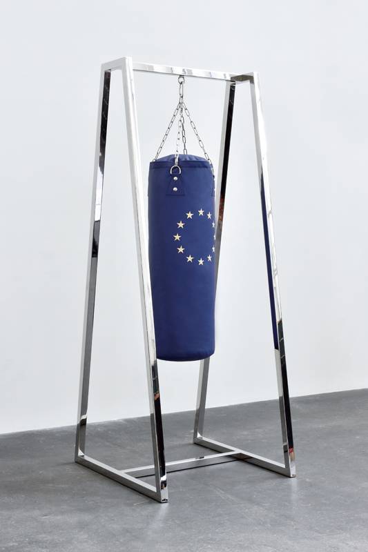 <p>"Anger Management" (2018). Punching bag, leather and metal, 221.5 x 80 x 100 cm. Work exhibited at the Whitechapel Gallery.</p>
