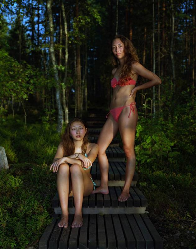 <p>Rineke Dijkstra, “Sophie and Alice, Savolinna, Finland, August 3, 2013” (2013, printed in 2017). Courtesy the artist and Marian Goodman Gallery New York, Paris and London</p>
