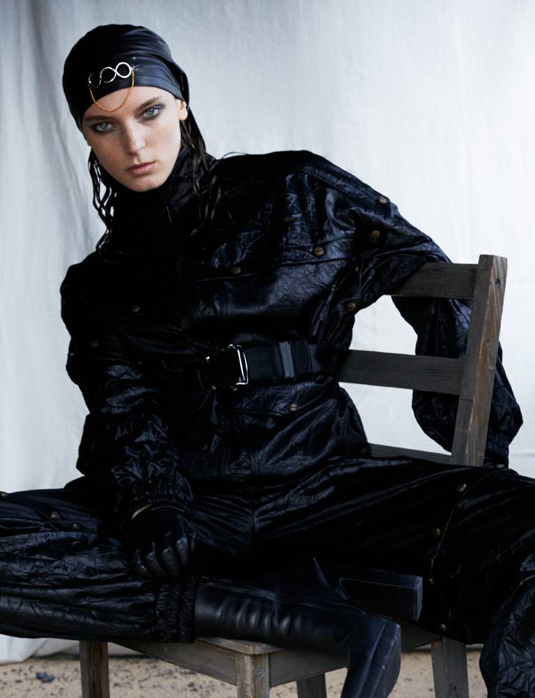 <p>Oversized jacket and leather trousers, GUCCI. Boots, BALENCIAGA. Gloves, SERMONETA GLOVES.</p>
