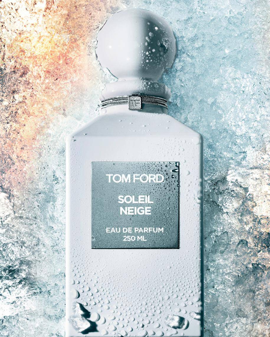 Tom Ford dévoile un parfum inspiré par les pentes enneigées de Courchevel à Megève
