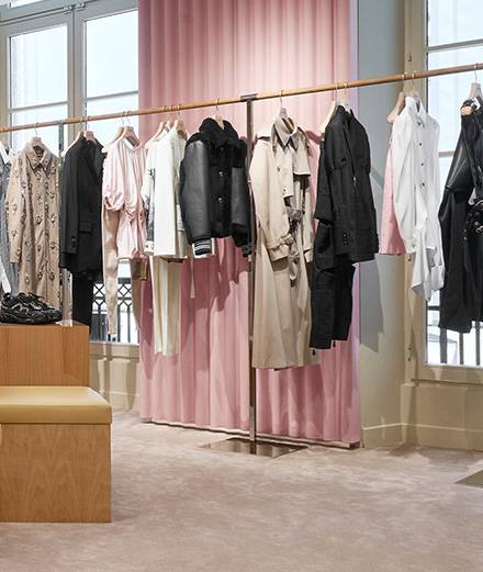 Burberry dévoile sa pré-collection 2020 dans une nouvelle boutique éphémère