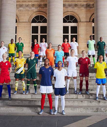 Nike dévoile les maillots de la coupe du monde de football  féminin