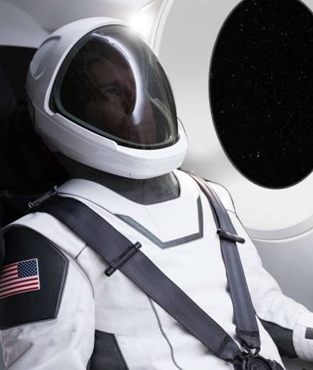 Elon Musk fait habiller ses astronautes par Hollywood