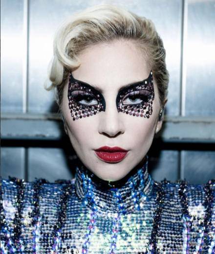 Le beauty look de Lady Gaga au Super Bowl