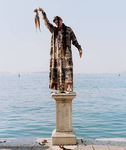 Biennale de Venise : infiltrez-vous dans le pavillon français de Laure Prouvost