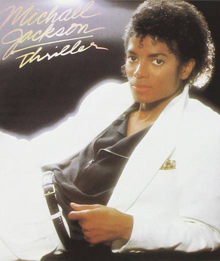 Hugo Boss célèbre Michael Jackson et réédite son légendaire costume blanc